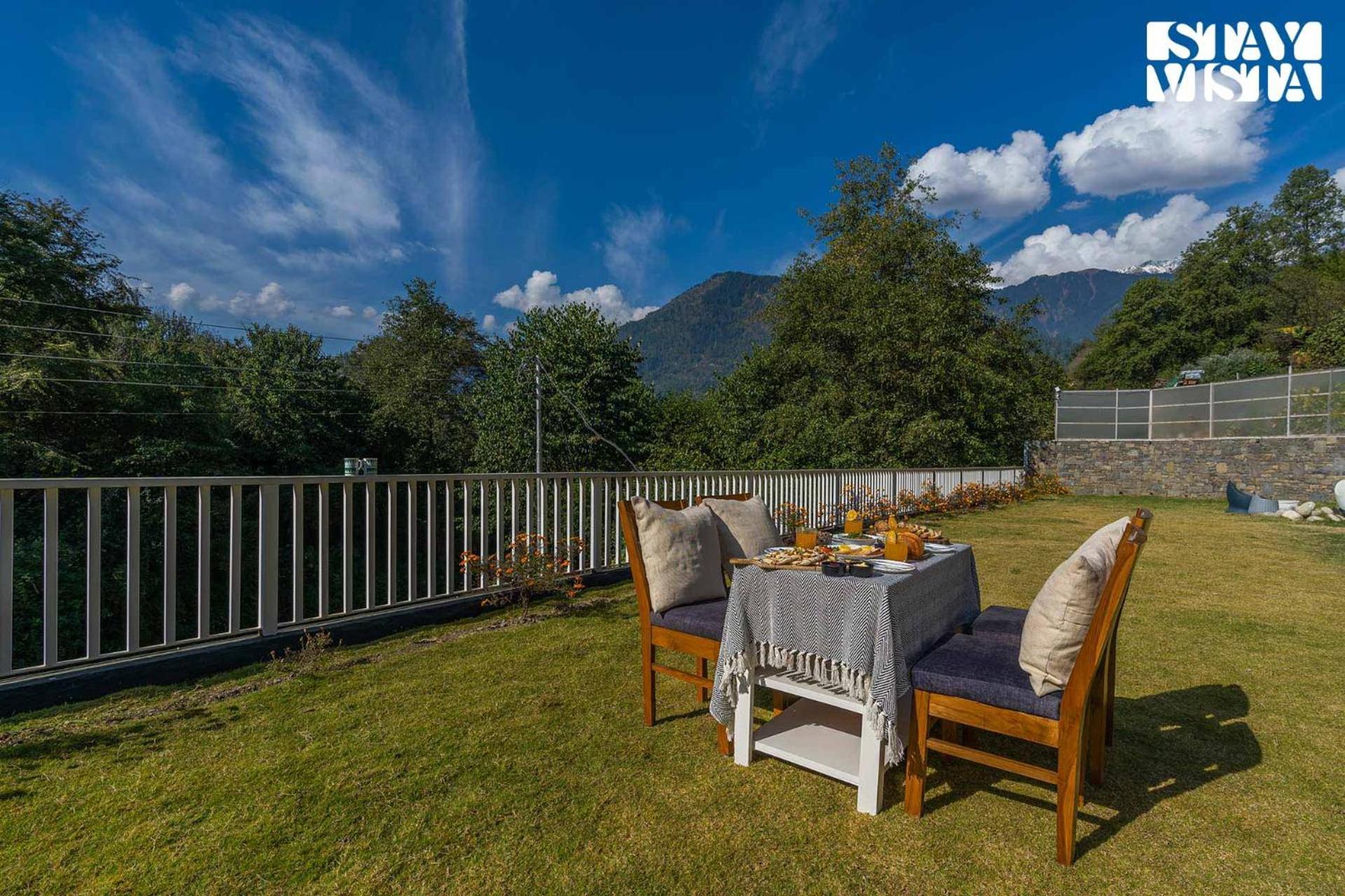 Stayvista At Riverside Symphony Manāli Exteriér fotografie