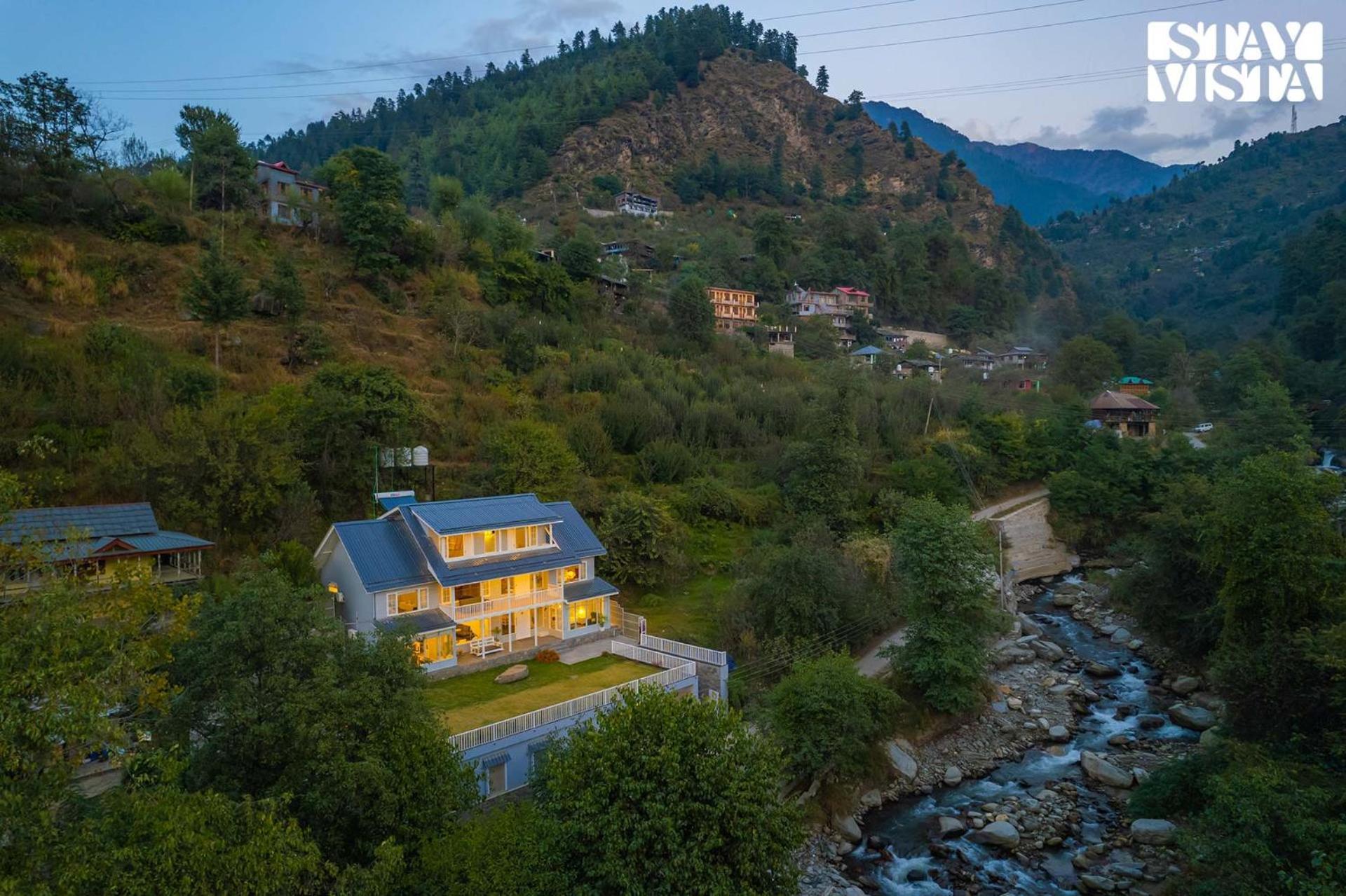 Stayvista At Riverside Symphony Manāli Exteriér fotografie